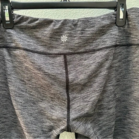 Athleta Gray Leggings with Wide Waistband and Stretch Fabric Size L - Picture 3 of 7